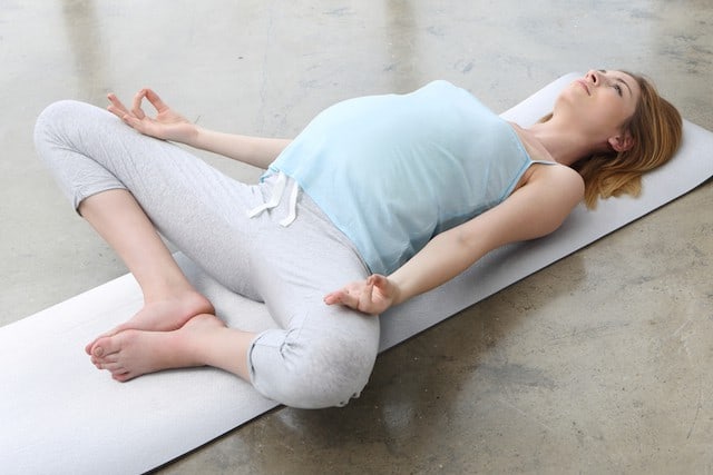yoga fødselsforberedende kurs